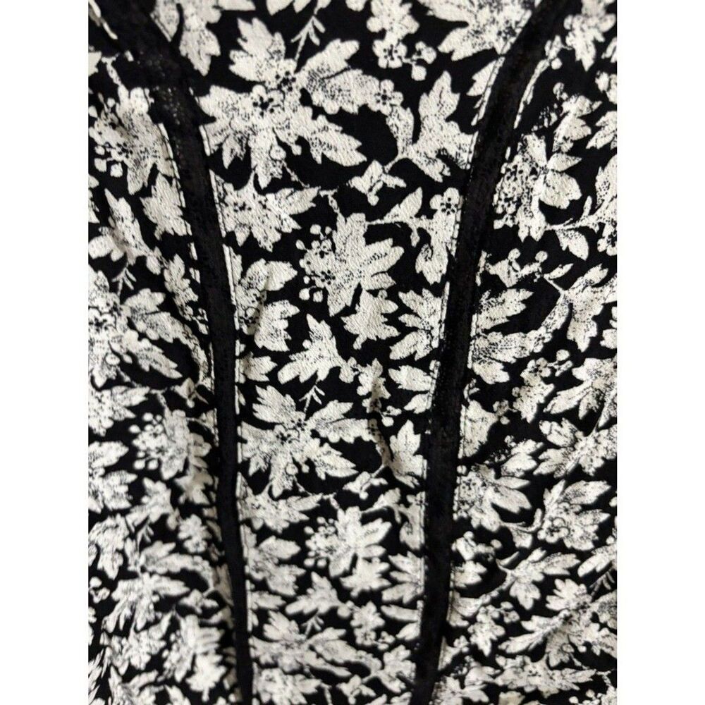 NWT  Treasure & Bond Floral Print V-Neck Cami Tank, Lace Trim, Adjustable Straps - Picture 6 of 12